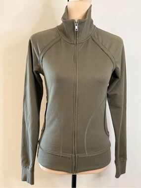 Kavio! Hoodie sweatshirt zip front pockets Athleisure SZ SM
